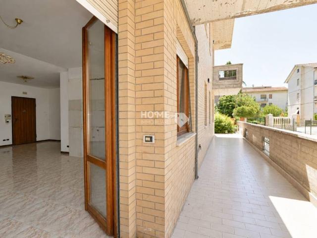 Appartamento in vendita a Marche, Macerata
