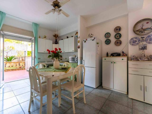 Appartamento in vendita a Pollina, Sicilia