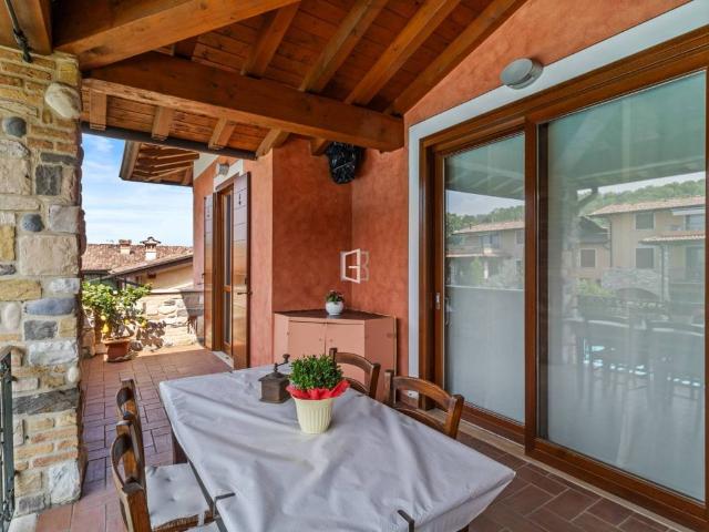 Appartamento in vendita a Polpenazze, Lombardia