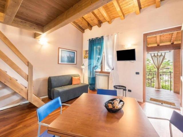 Appartamento in vendita a Polpenazze, Lombardia