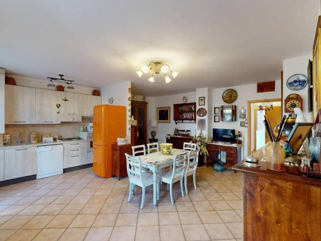Appartamento in vendita a Marche, Ancona