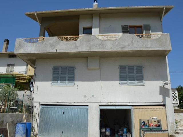 Appartamento in vendita a Rustico, Marche