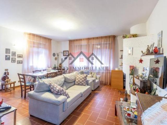 Appartamento in vendita a Pomarance, Pisa