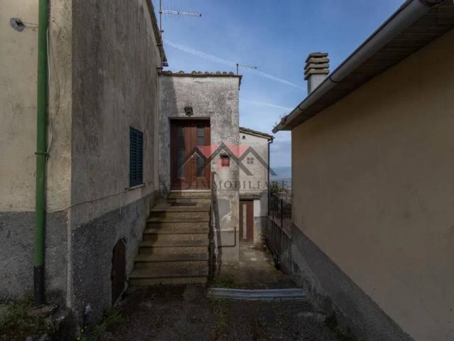 Appartamento in vendita a Larderello, Toscana