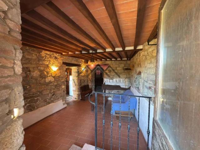 Appartamento in vendita a Montecerboli, Larderello