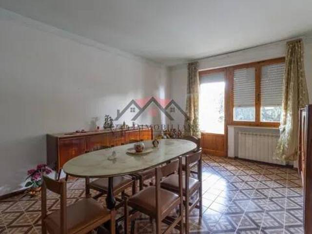 Appartamento in vendita a Larderello, Toscana
