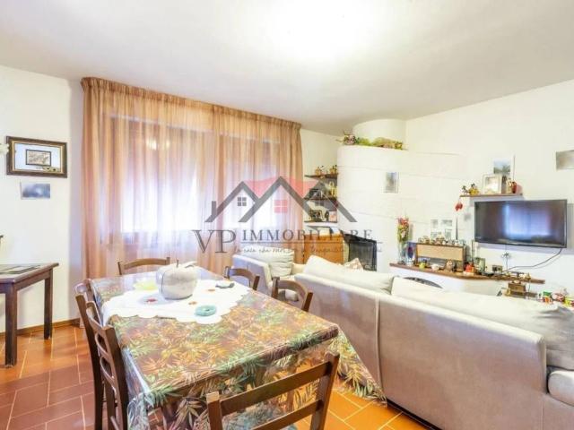 Appartamento in vendita a Larderello, Toscana