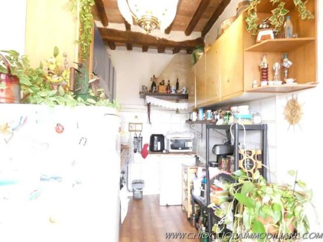 Appartamento in vendita a Montecerboli, Larderello