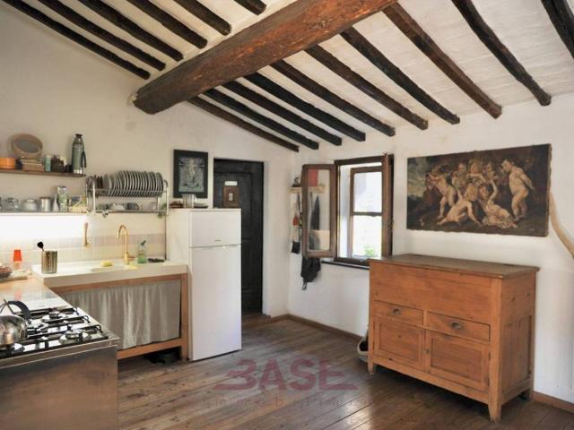 Appartamento in vendita a Montecerboli, Larderello