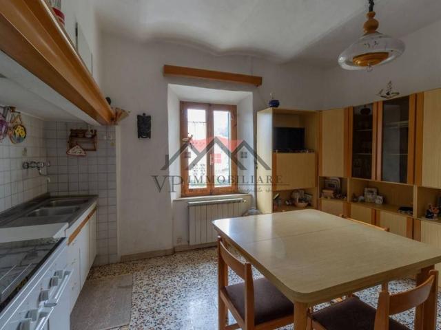 Appartamento in vendita a Montecerboli, Larderello