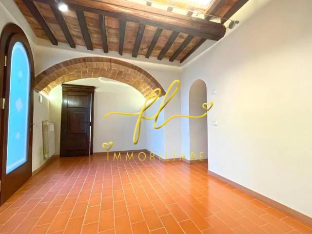 Appartamento in vendita a Montecerboli, Larderello