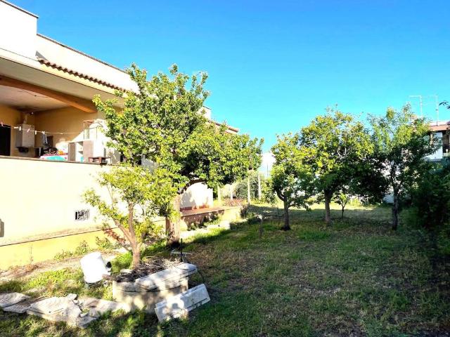 Villa Indipendente in vendita a Torvajanica, Roma Capitale