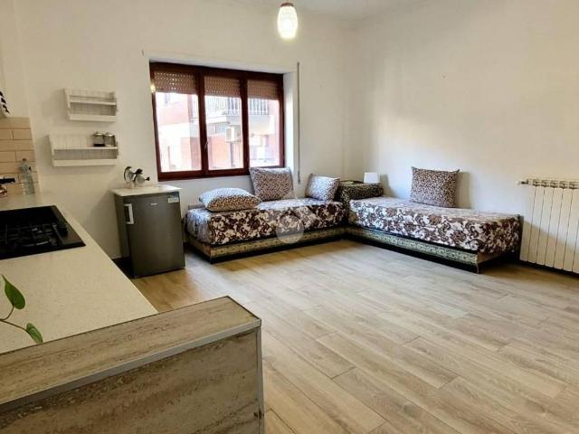Appartamento in vendita a Pomezia, Roma Capitale