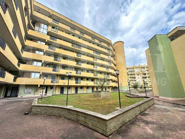 Appartamento in vendita a Pomezia, Roma Capitale