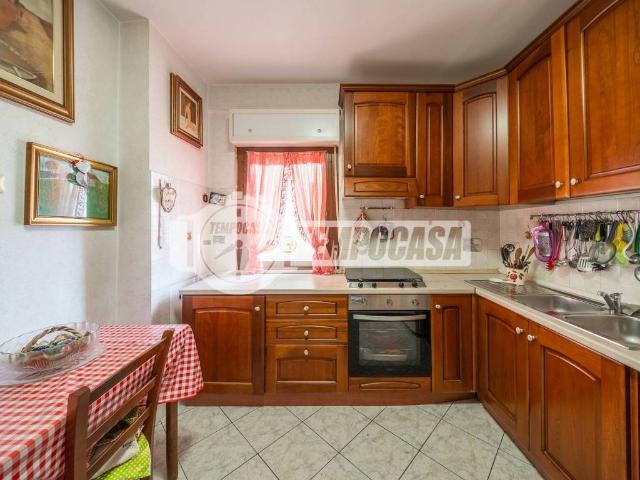 Appartamento in vendita a Roma II, Pomezia