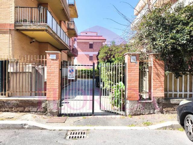 Appartamento in vendita a Torvajanica, Roma Capitale