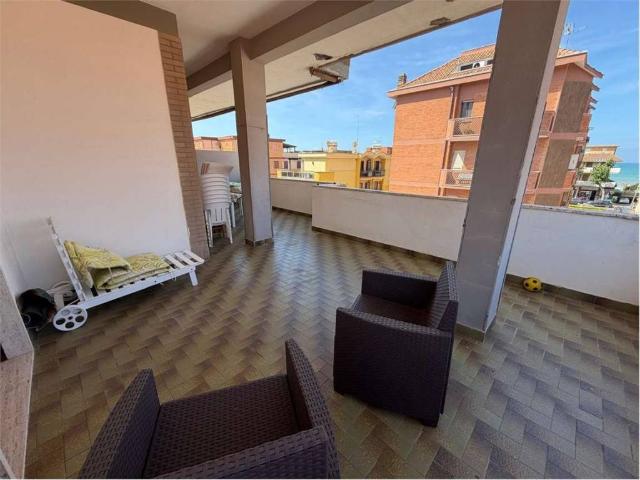 Appartamento in vendita a Torvajanica, Roma Capitale