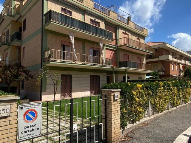 Appartamento in vendita a Zingarini, Roma Capitale