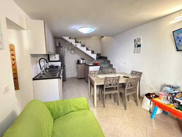 Appartamento in vendita a Pomigliano D'arco, Campania