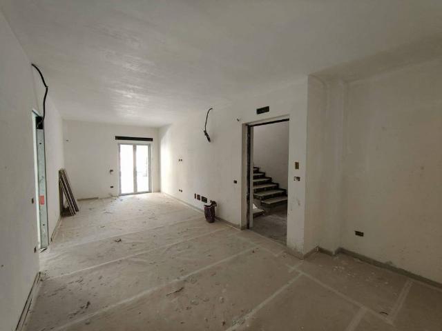 Appartamento in vendita a Pomigliano D'arco, Campania