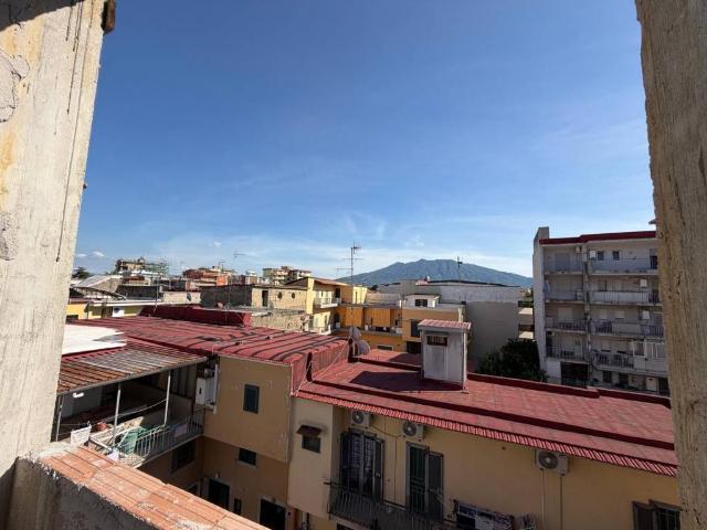 Appartamento in vendita a Pomigliano d'Arco, Napoli