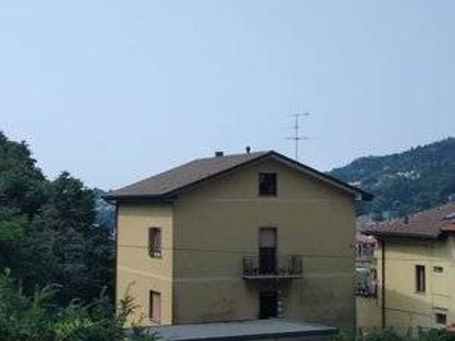 Appartamento in vendita a Lezza, Ponte Lambro