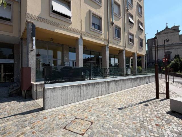 Appartamento in vendita a Lezza, Ponte Lambro