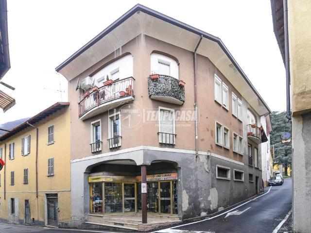 Appartamento in vendita a Lezza, Ponte Lambro