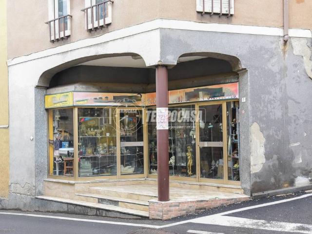 Appartamento in vendita a Lezza, Ponte Lambro