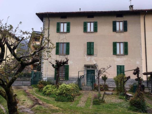 Appartamento in vendita a Lezza, Ponte Lambro