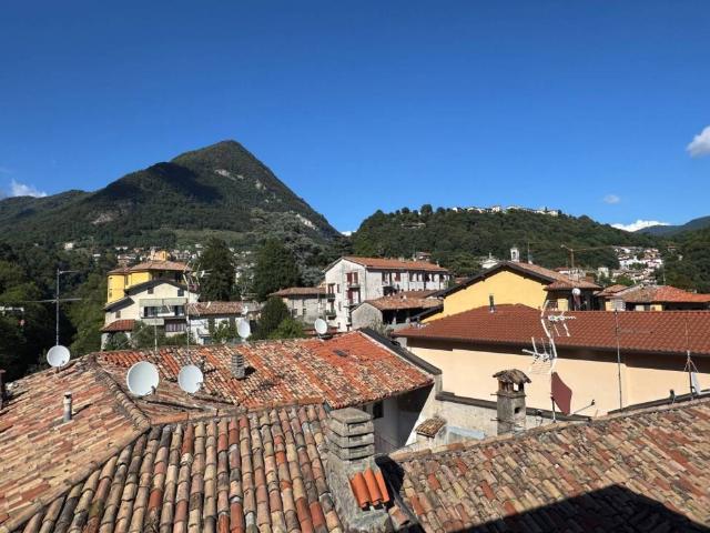 Appartamento in vendita a Lezza, Ponte Lambro