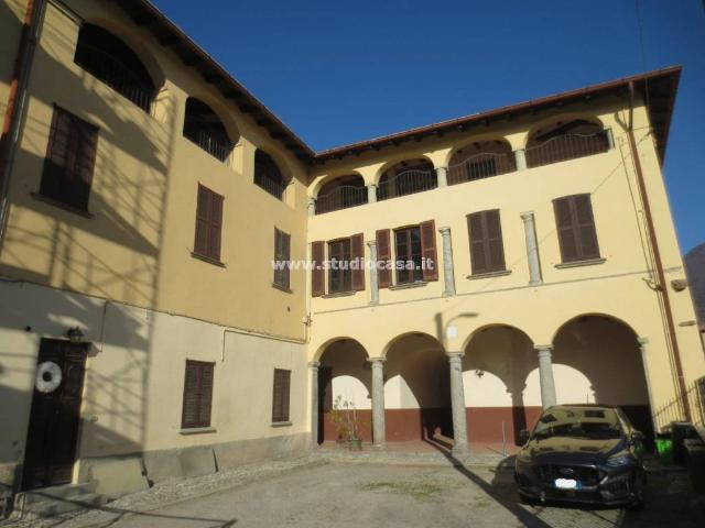 Appartamento in vendita a Lezza, Ponte Lambro