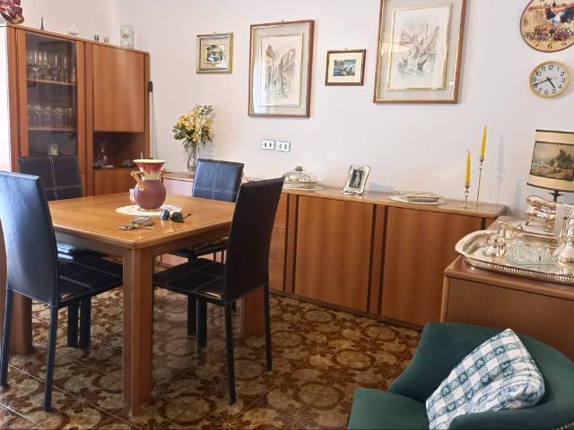 Appartamento in vendita a Lezza, Ponte Lambro