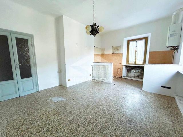 Appartamento in vendita a Ponte Nossa, Lombardia