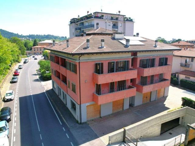 Appartamento in vendita a Ponte San Pietro, Bergamo