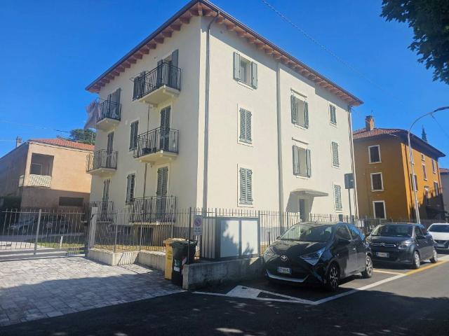 Appartamento in vendita a Ponte San Pietro, Lombardia