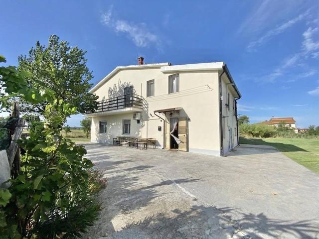 Appartamento in vendita a Gello, Pontedera