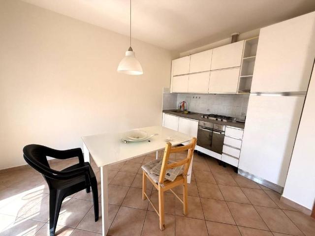 Appartamento in vendita a Via del Pino, Pontedera
