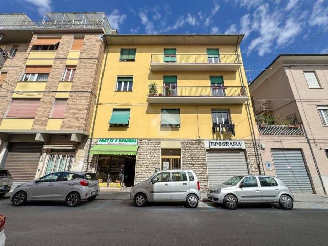 Appartamento in vendita a Pontedera, Toscana