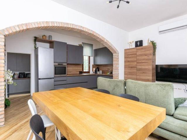 Appartamento in vendita a Pontedera, Toscana