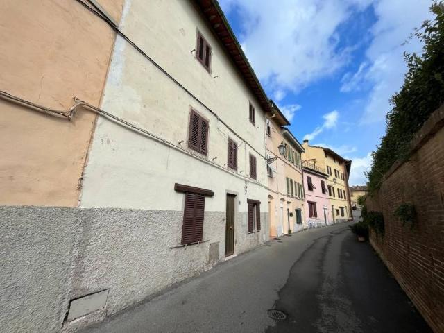 Appartamento in vendita a Pontedera, Toscana