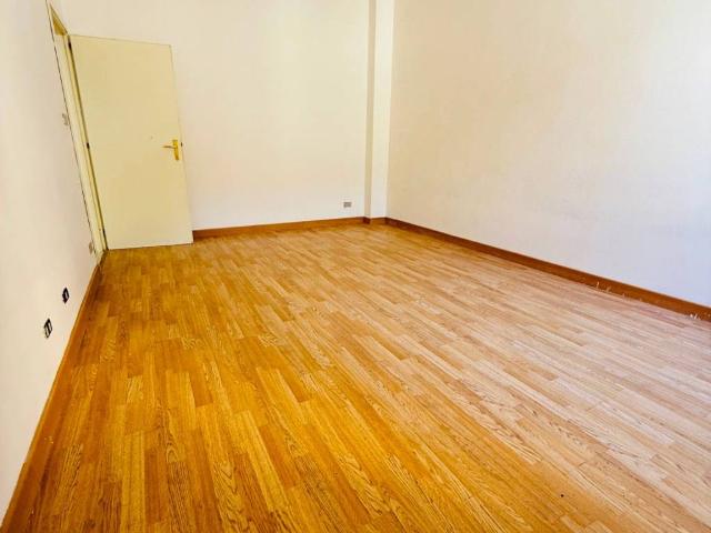 Appartamento in vendita a Pontedera, Toscana