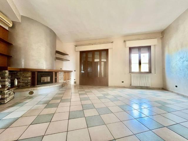 Appartamento in vendita a Sozzifanti, Pontedera