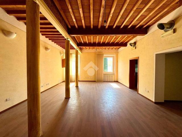 Appartamento in vendita a Pontedera, Toscana