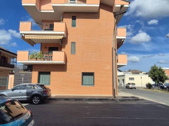 Appartamento in vendita a Pontinia, Lazio