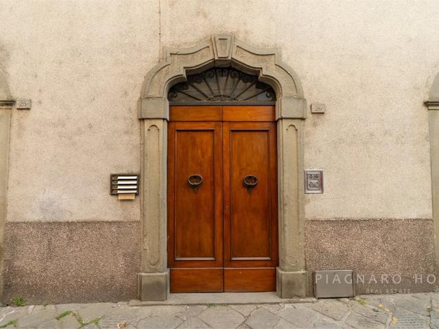 Appartamento in vendita a Pontremoli, Toscana
