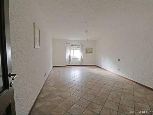 Appartamento in vendita a Pontremoli, Massa-Carrara