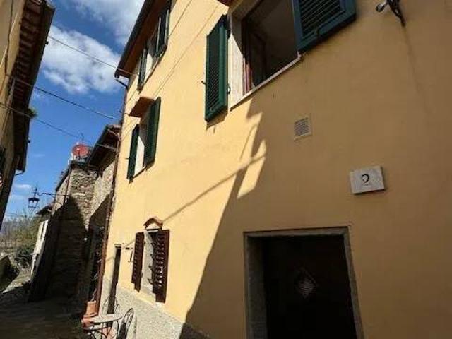 Appartamento in vendita a Poppi, Toscana
