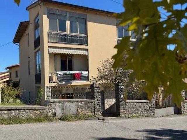 Appartamento in vendita a Poppi, Toscana