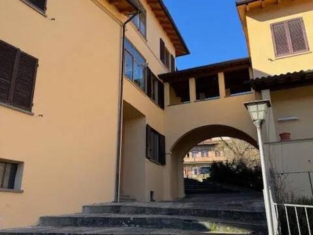 Appartamento in vendita a Poppi, Toscana